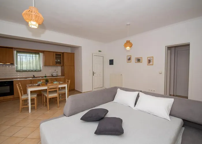 Appartamento Elaia - &